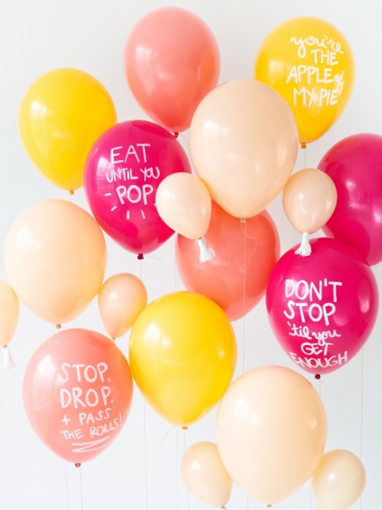DIY Thanksgiving Balloons