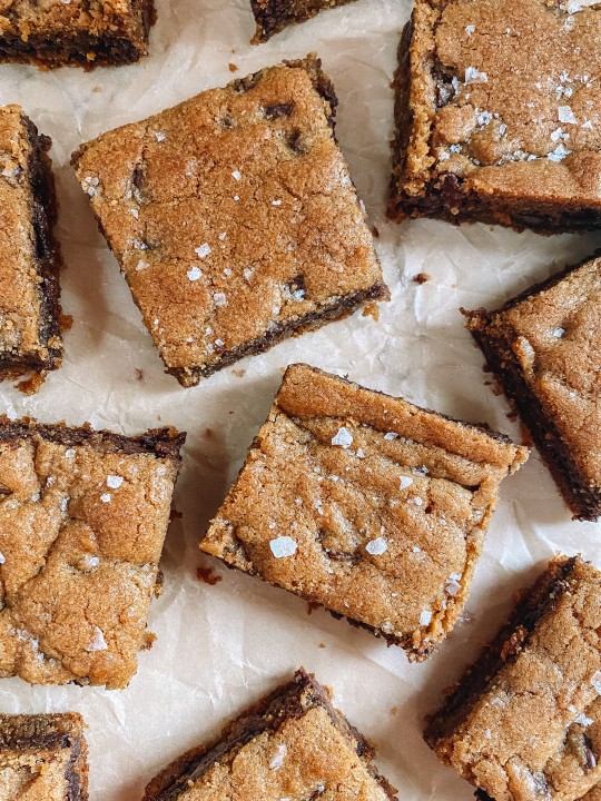 Easy Chocolate Chip Cookie Bars