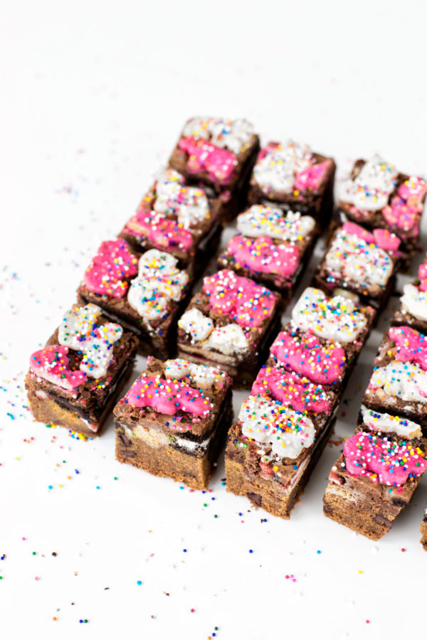 Brownies with animal cookies